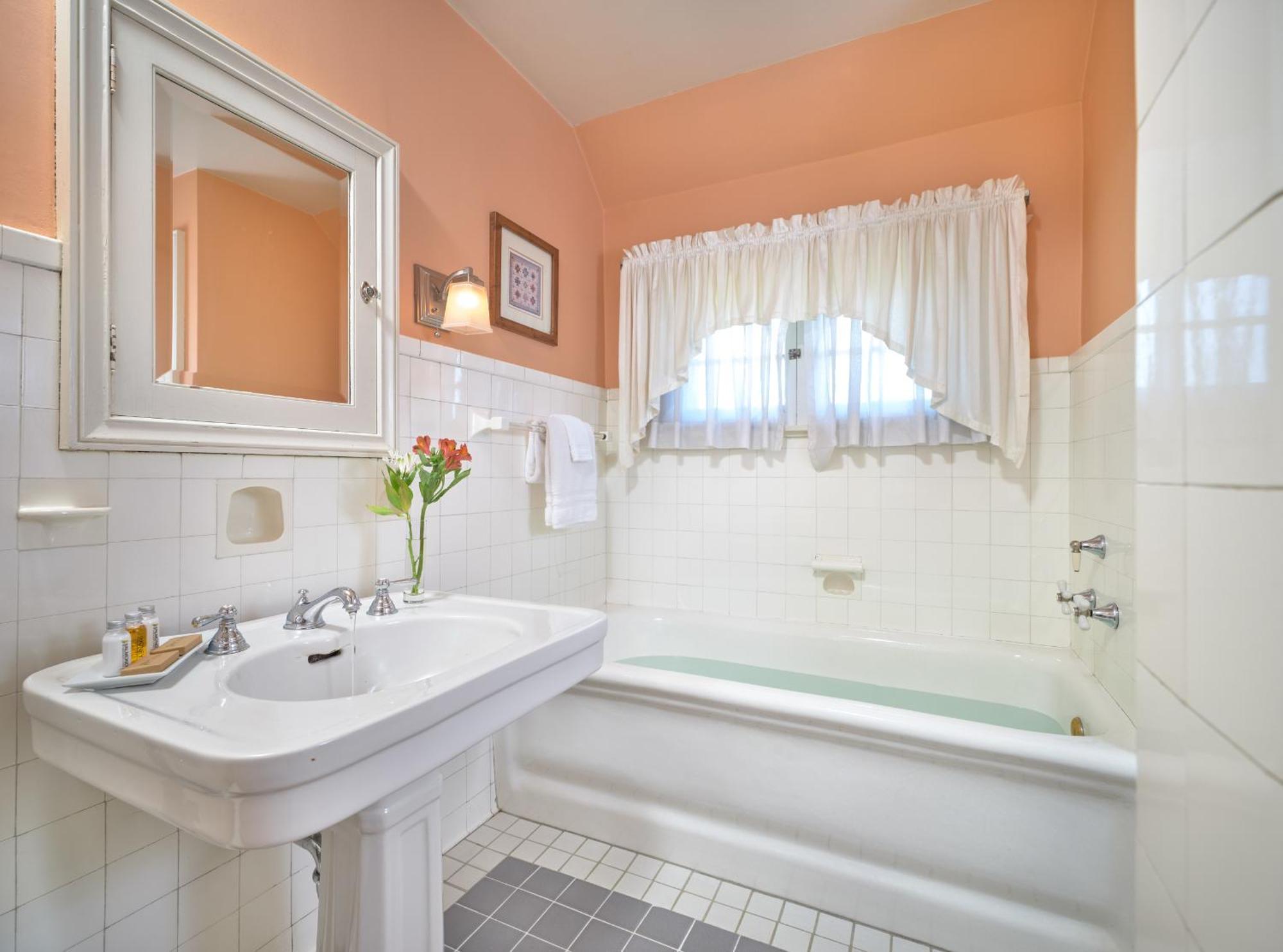 The Lancaster Bed And Breakfast Fertility Exterior photo